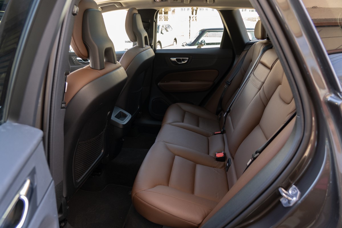 Volvo
 XC60 D4 190 CH