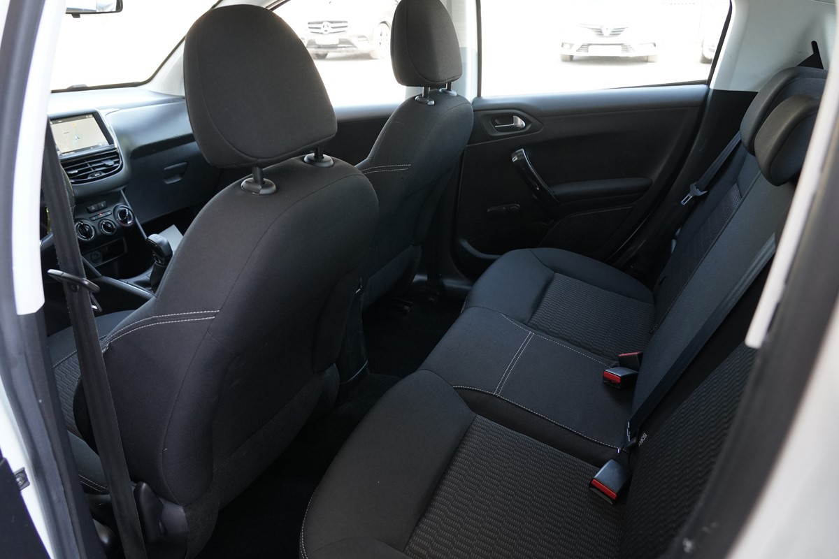 Peugeot 208 1,6 BlueHDI