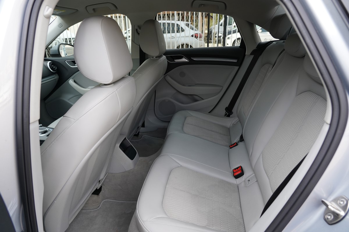 Audi A3
 2,0 TDI Stronic