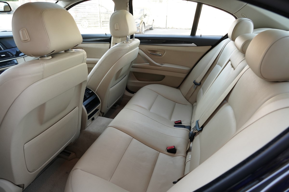 BMW
 5-Series 525 D XDRIVE