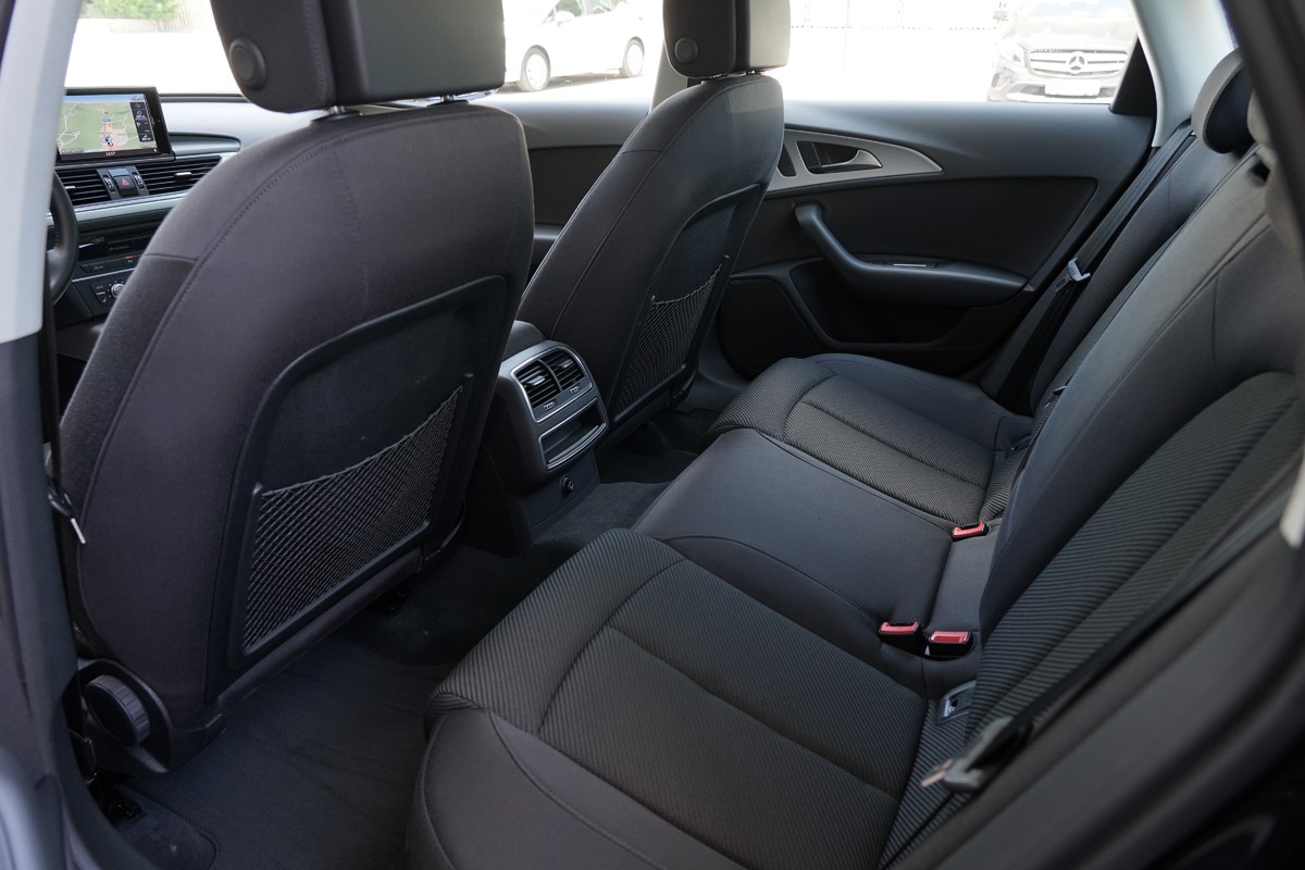 Audi A6
 3.0 TDI QUATTRO 320 KS