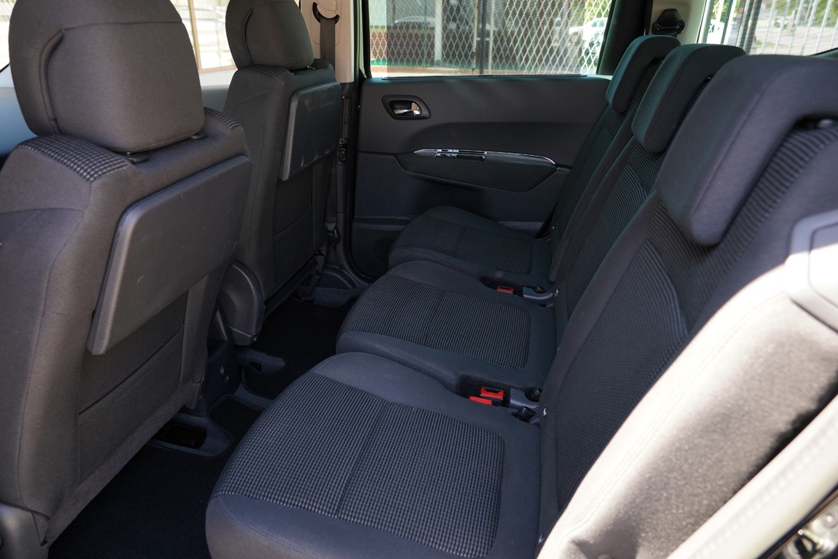 Peugeot 5008 1,6 E-HDI 7 SJEDISTA
