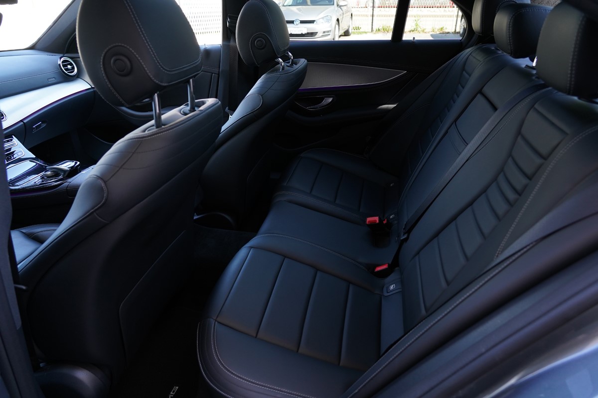 Mercedes-Benz E-Class
 220 CDI AMG 