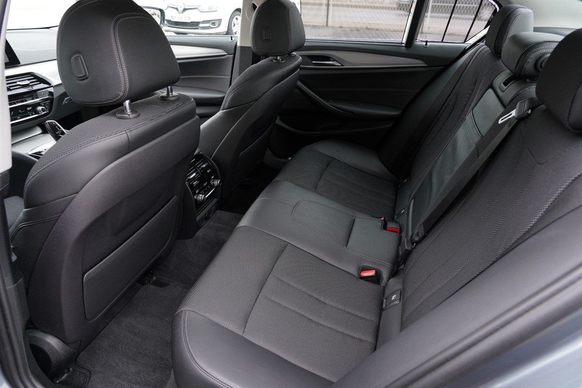 BMW
 5-Series 530D XDRIVE