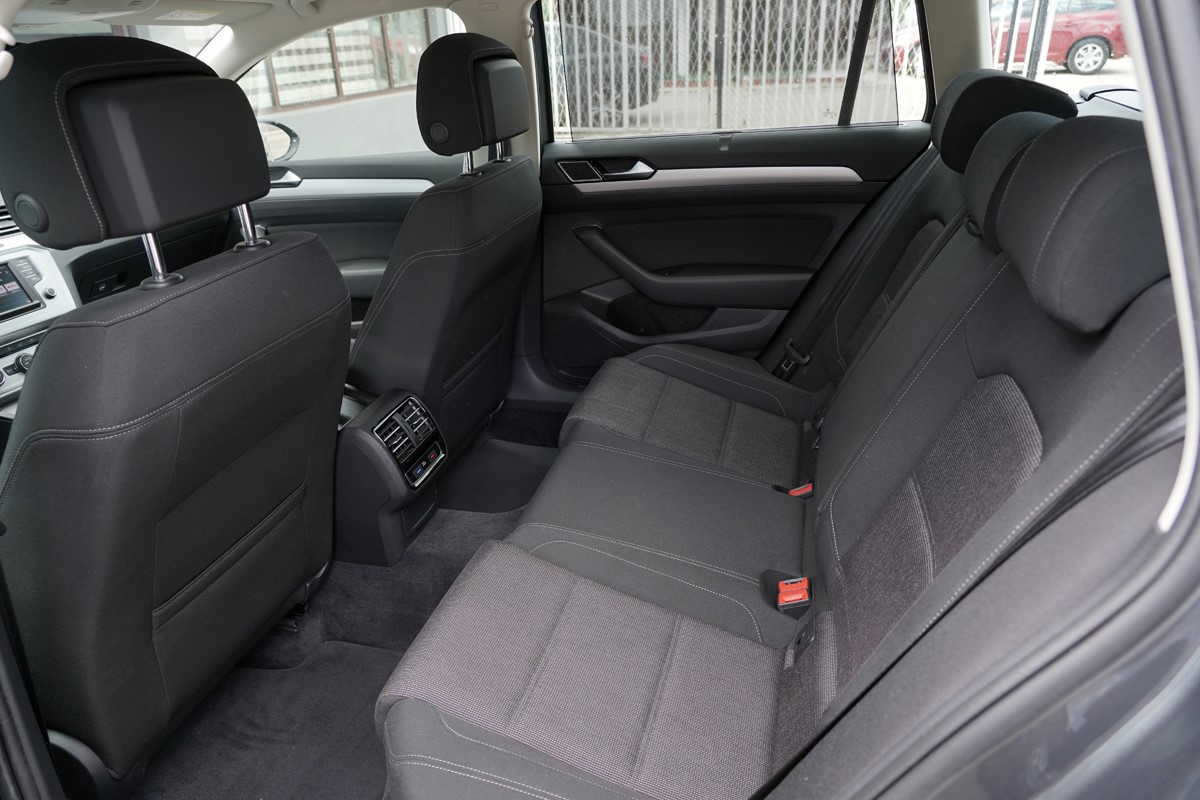 Volkswagen Passat SW 2.0 TDI Business BlueMotion DSG