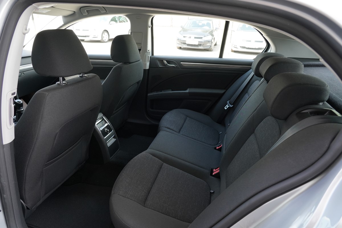 Škoda SUPERB 2,0 TDI