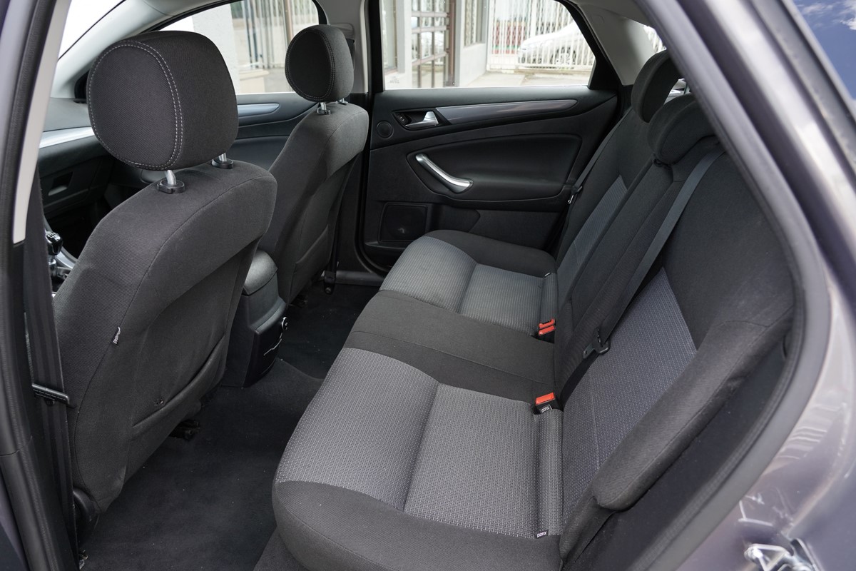 Ford
 Mondeo 1,6 TDCI