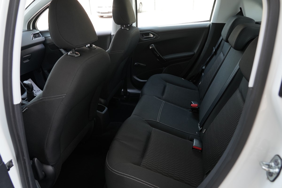Peugeot 208 1,6 BlueHDI
