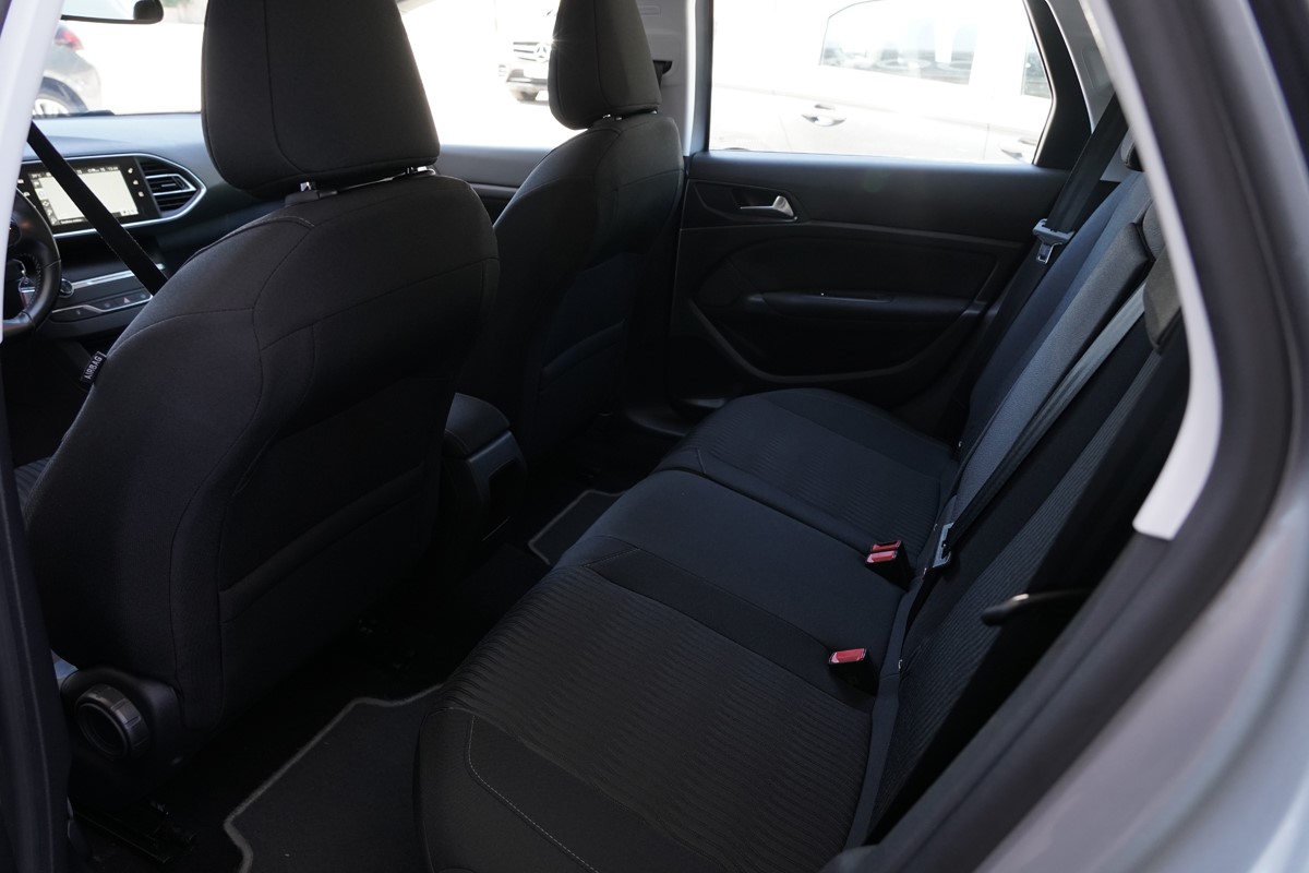 Peugeot 308 1,6 BlueHDI