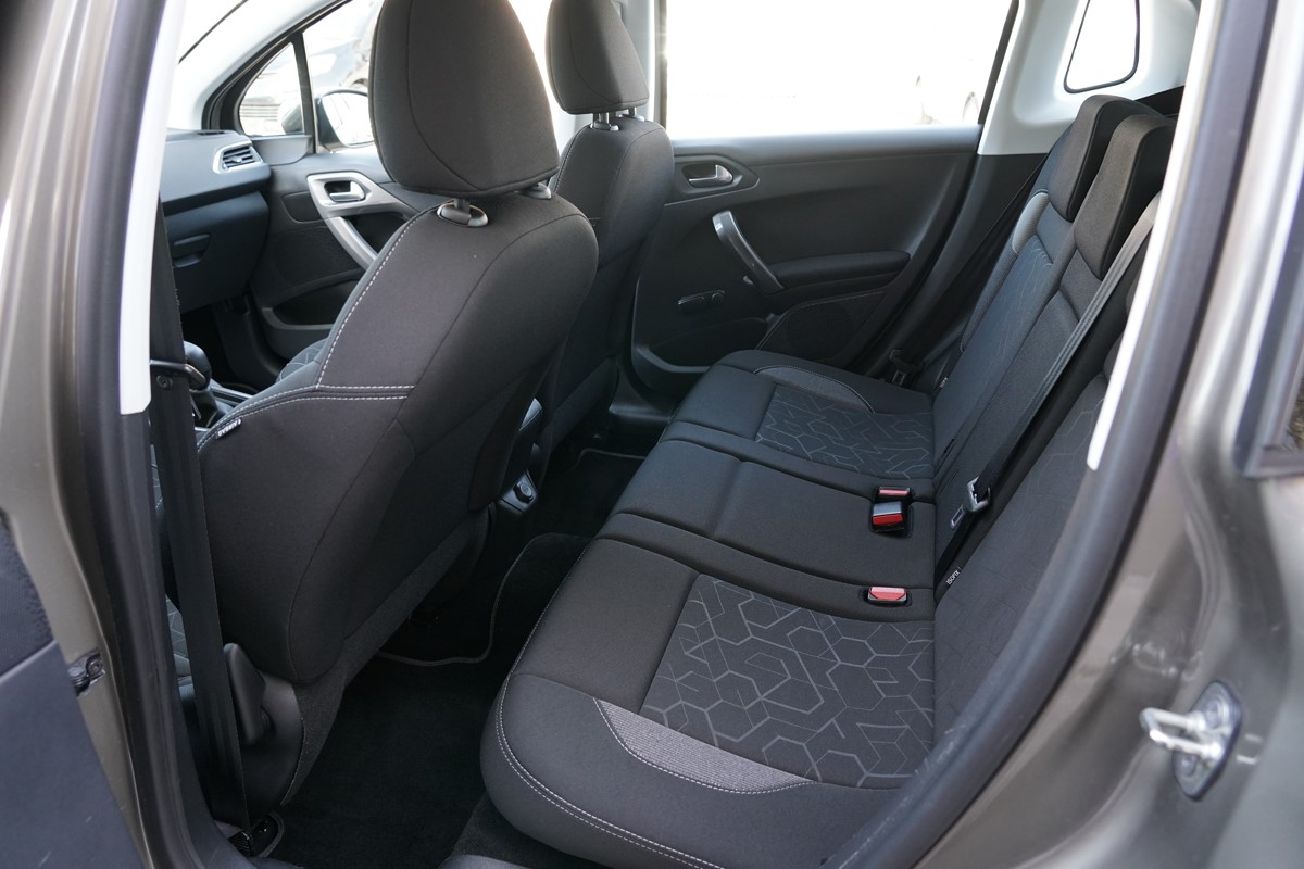 Peugeot 2008 BUSINESS 1.6 HDI