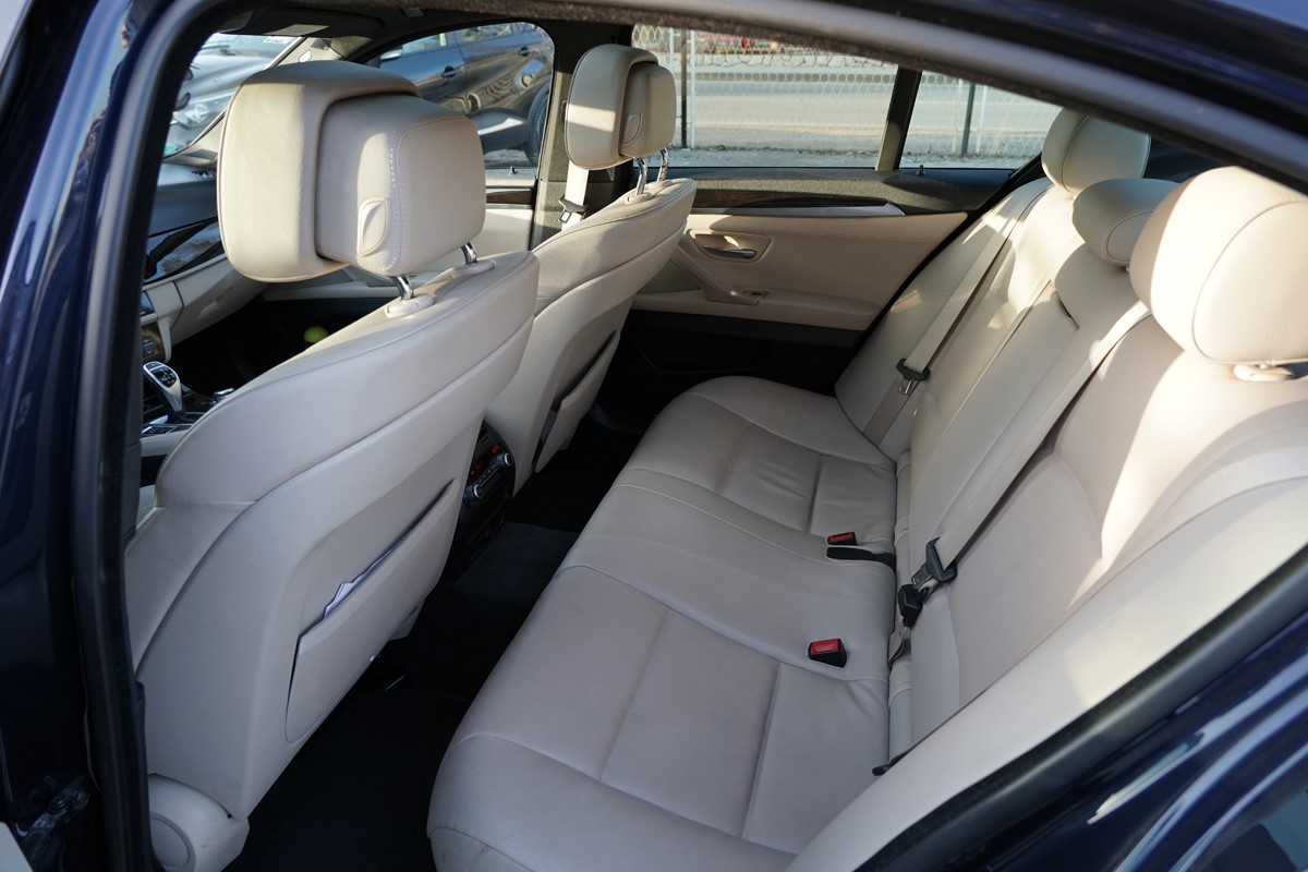 BMW
 5-Series F10 535D