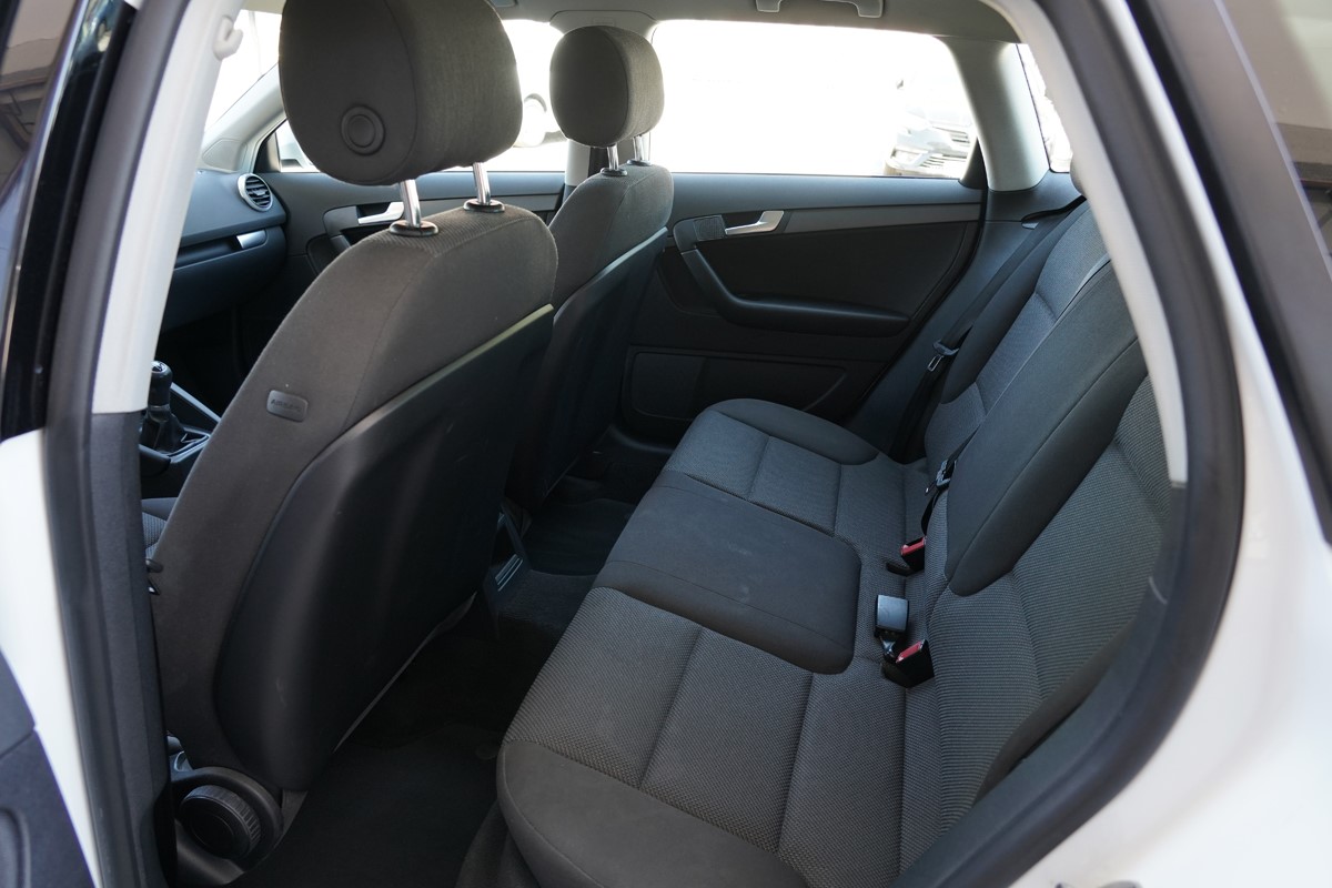 Audi A3
 1,6 TDI
