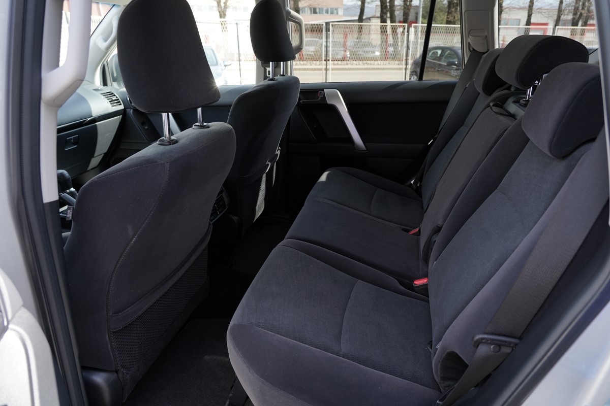 Toyota
 Land Cruiser
 2,8 D-4D