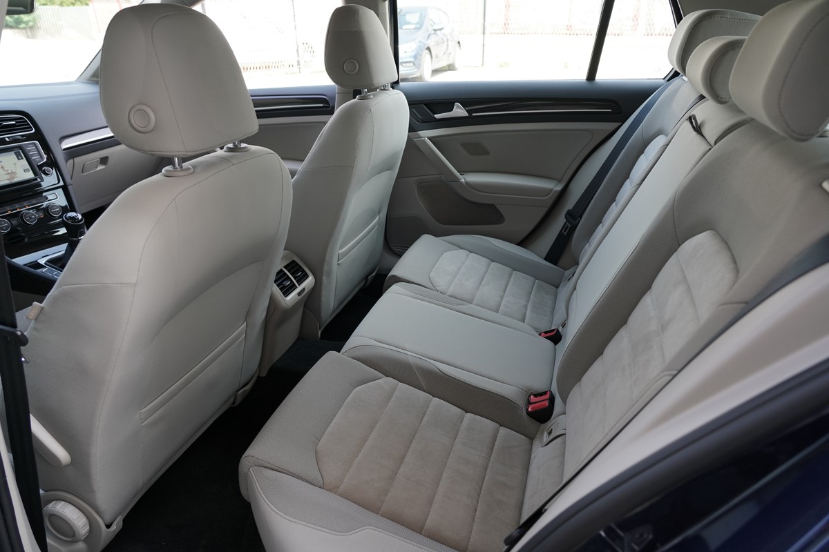 Volkswagen Golf 1.6 CRTDI  HIGHLINE