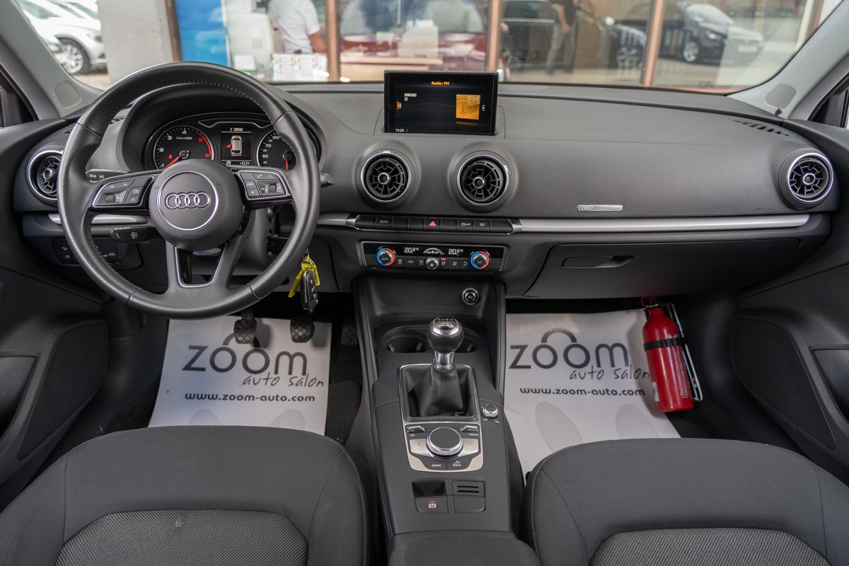 Audi A3
 30 TDI