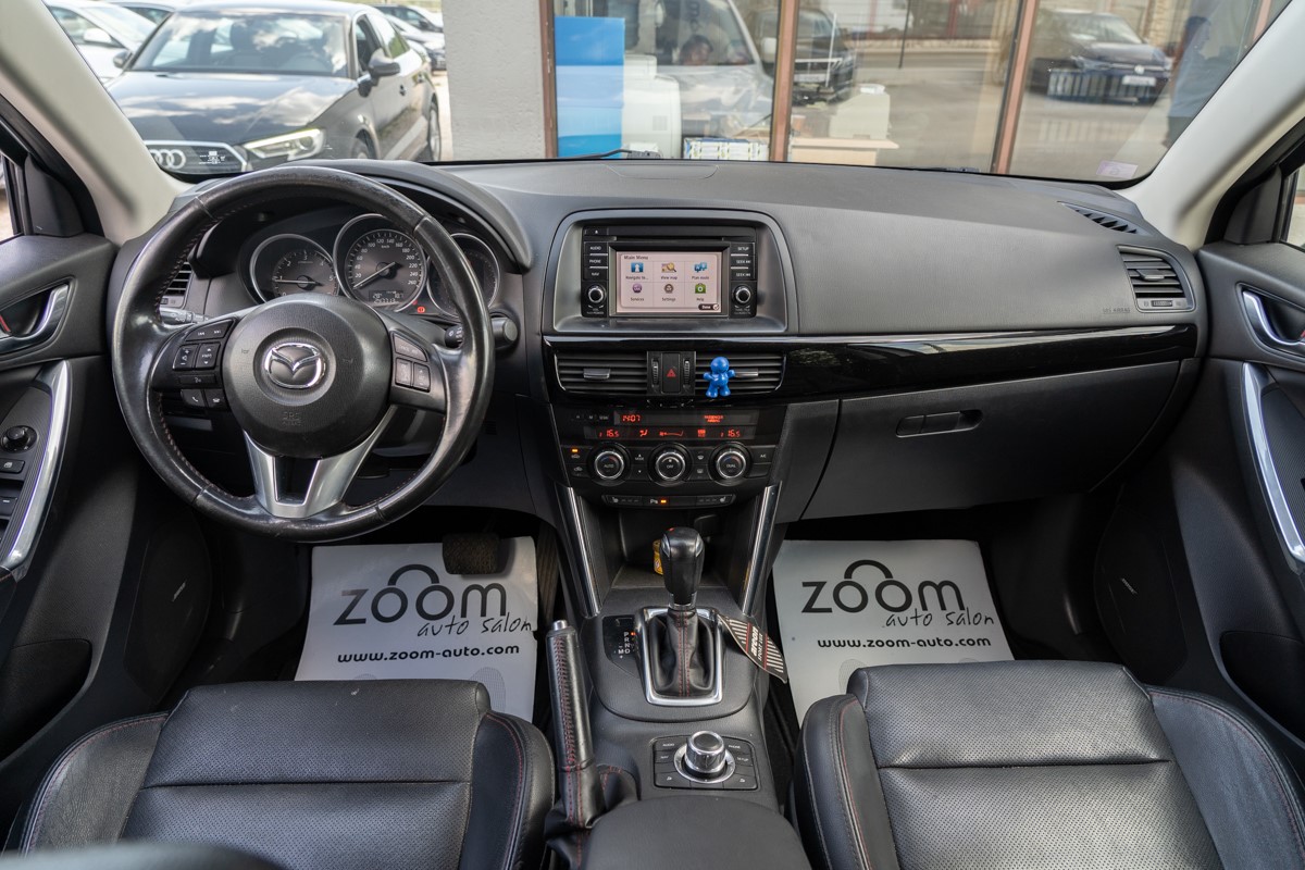 Mazda
 CX-5 2,2 D