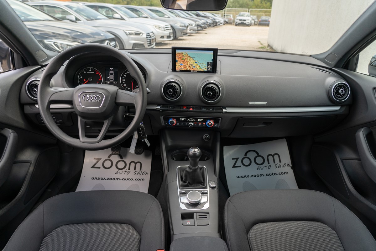 Audi A3
 30 TDI