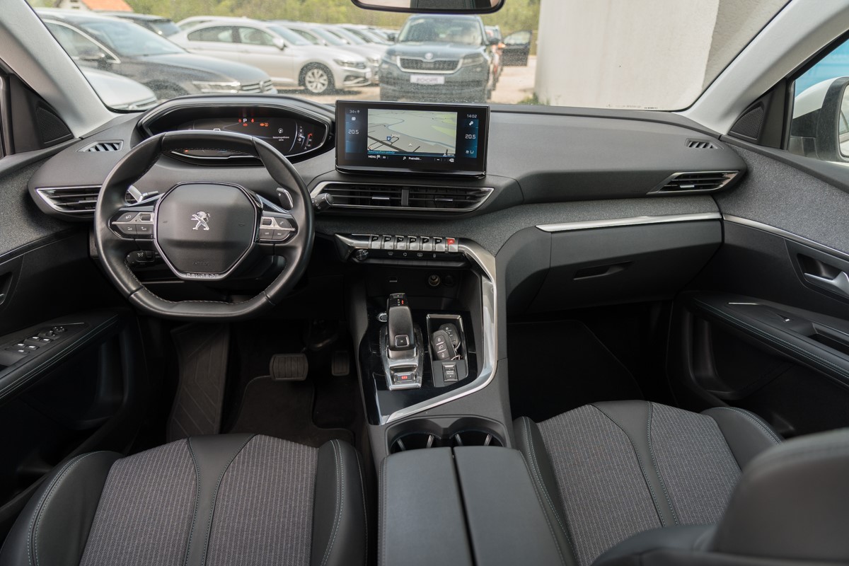 Peugeot 3008 1.5 BlueHDI