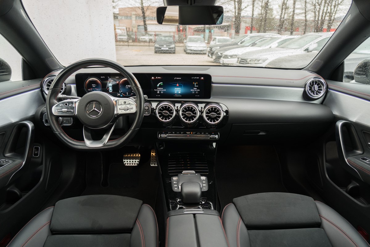 Mercedes-Benz CLA-Class 180 D AMG