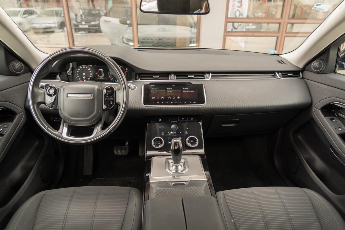 Land Rover
 Range Rover
 EVOQUE 2.0D 4X4
