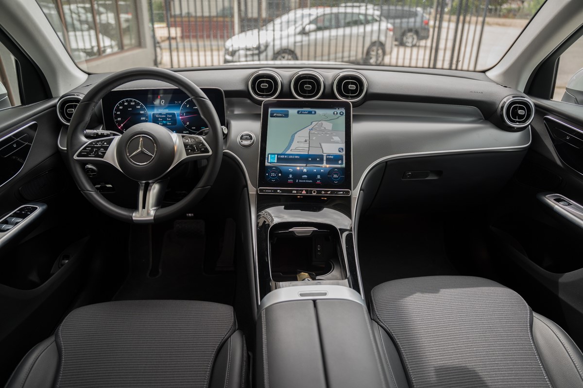 Mercedes-Benz GLC 220D 4 MATIC