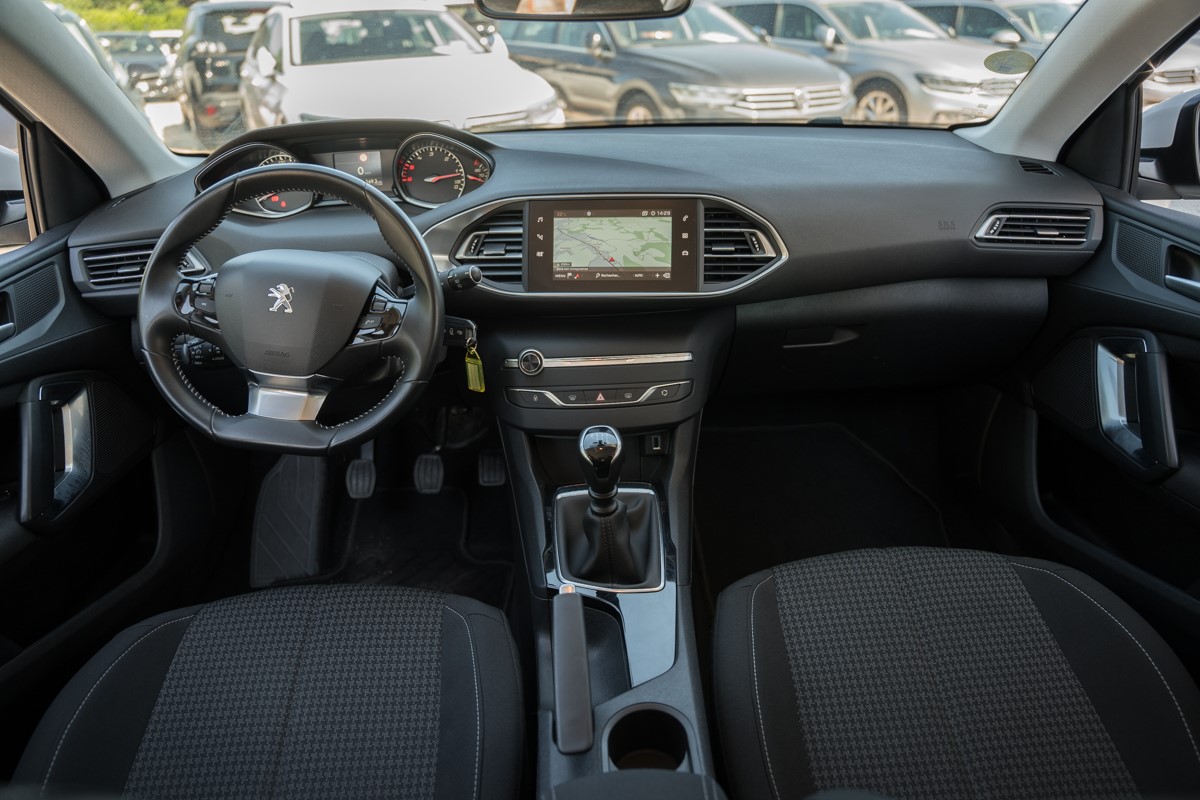 Peugeot 308 1.5 BlueHDI