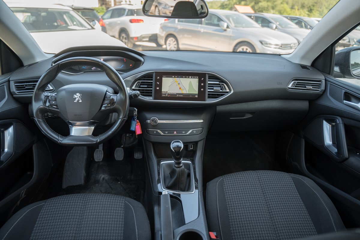 Peugeot 308 1.5 BlueHDI
