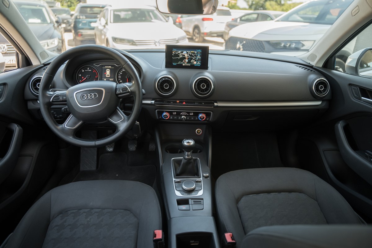 Audi A3
 2.0 TDI Sportback