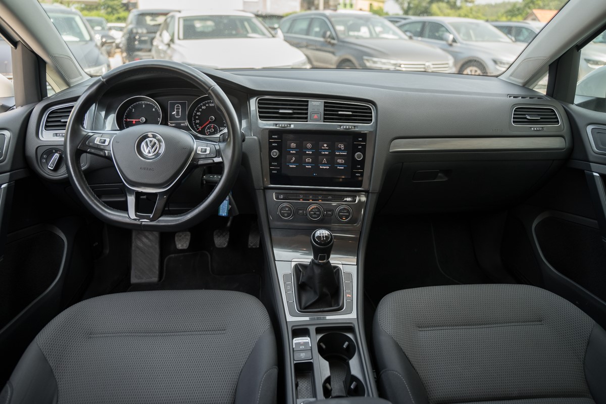 Volkswagen Golf 1.6 TDI 