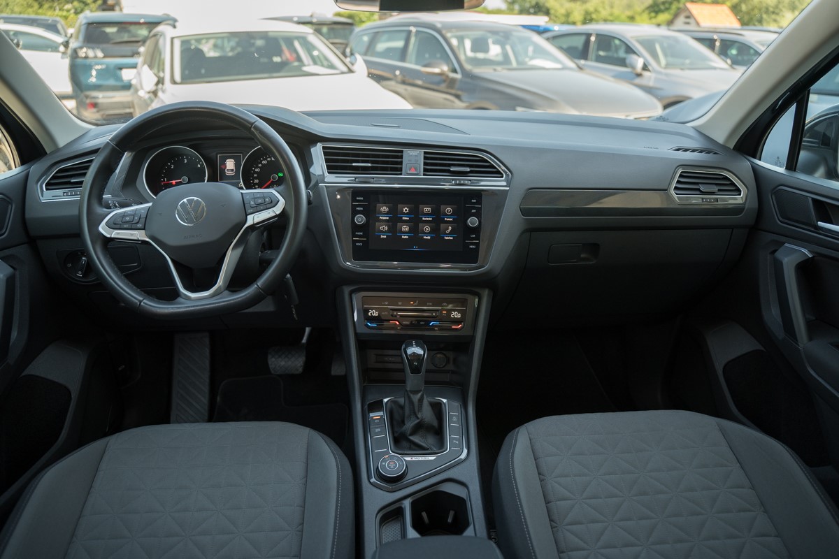 Volkswagen Tiguan
 2.0 TDI DSG 4MOTION
