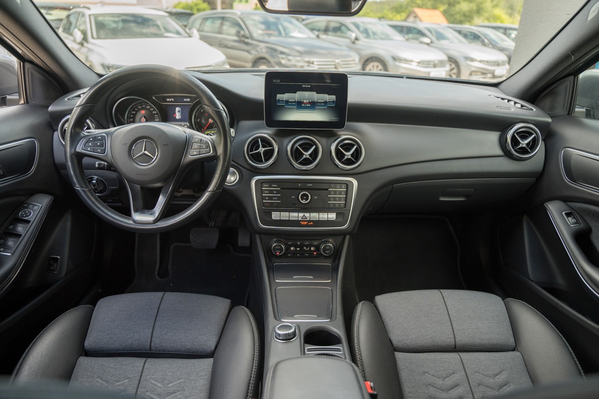 Mercedes-Benz GLA 200 d