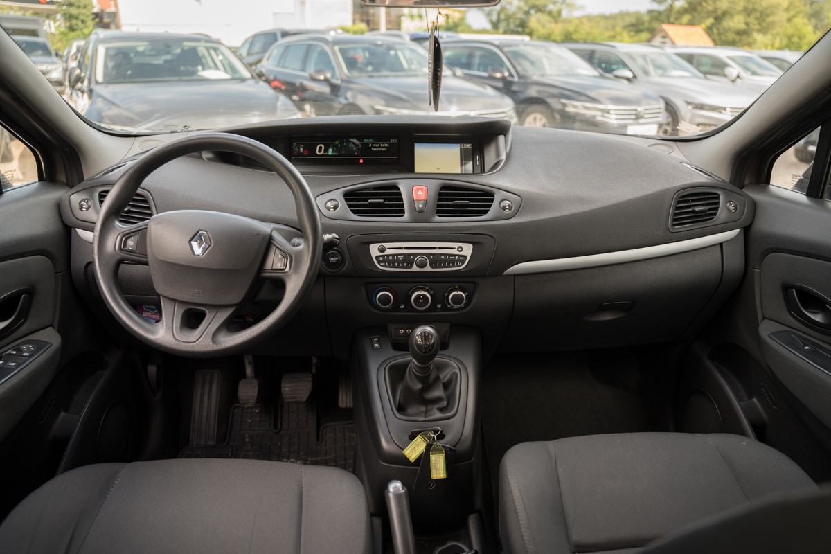 Renault Scenic 1.5 DCI