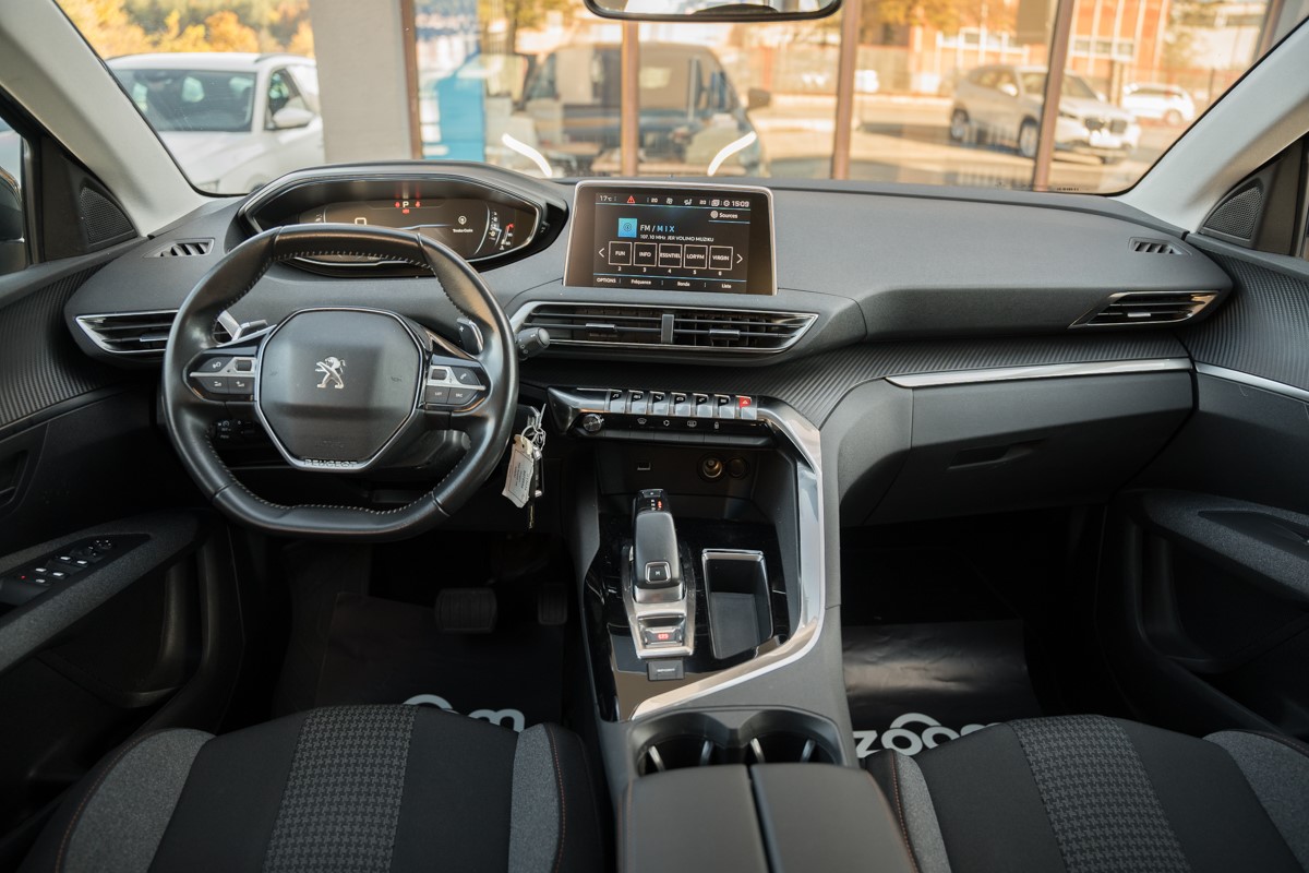 Peugeot 3008 1.5 BlueHDI