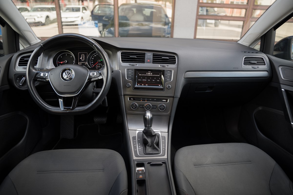 Volkswagen Golf 1.6 TDI DSG