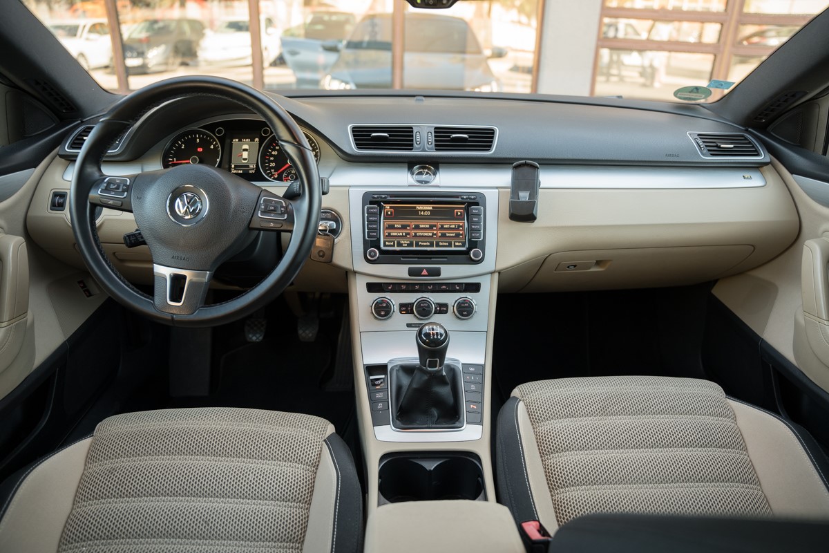 Volkswagen CC
 2.0 TDI 