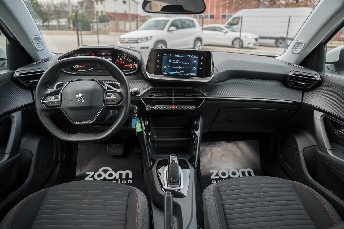 Peugeot 2008 1.2 PureTech