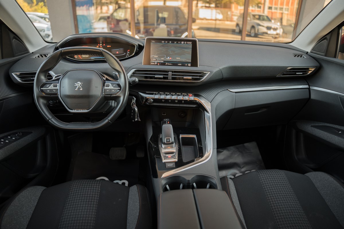 Peugeot 3008 1.5 BlueHDI