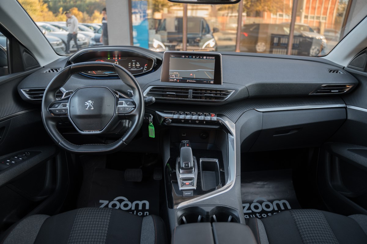 Peugeot 3008 1.5 BlueHDI