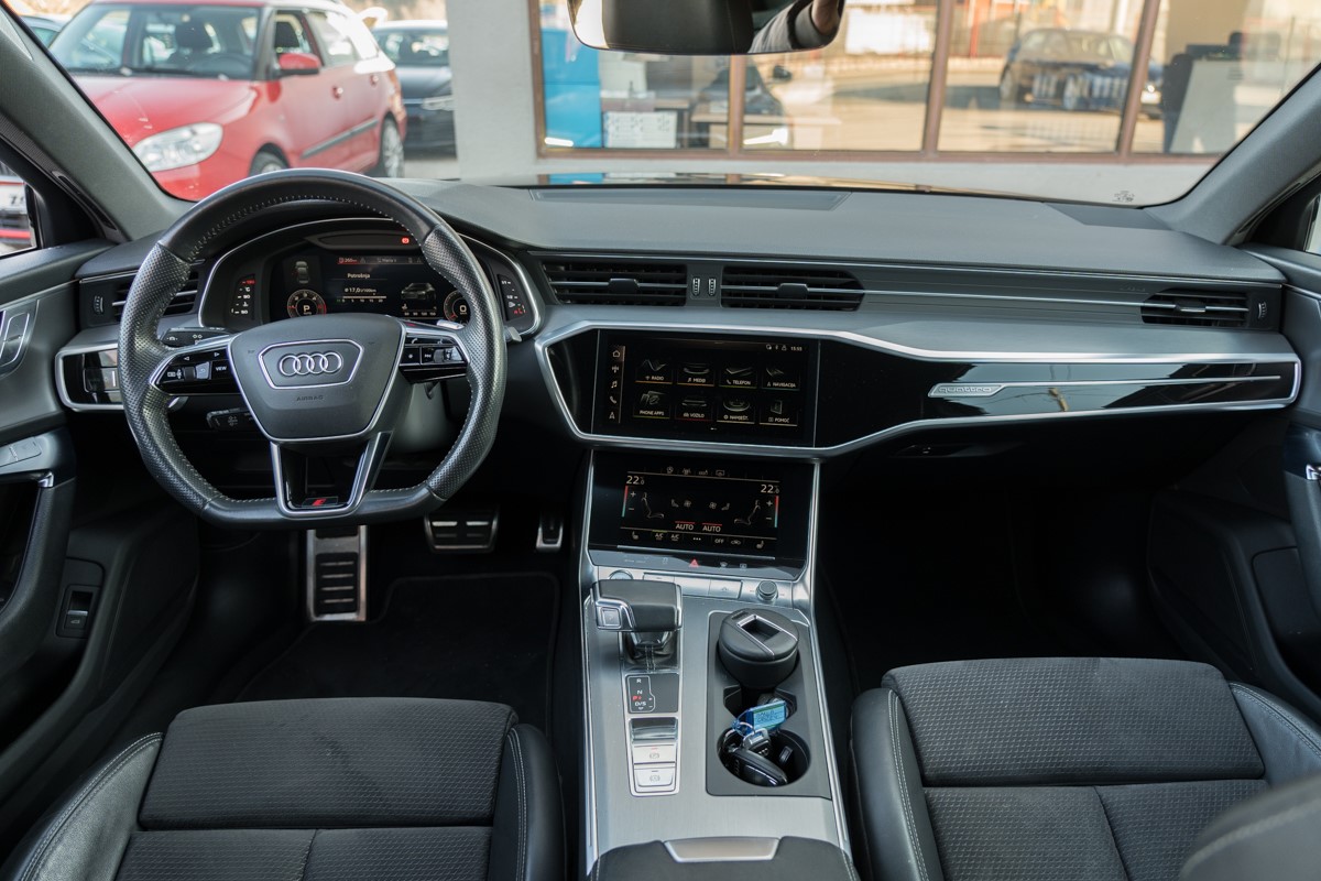 Audi A6
 50 TDI S line