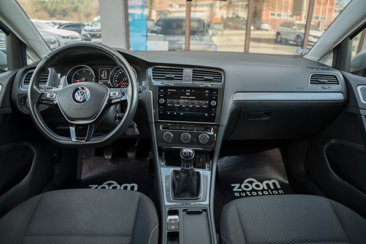 Volkswagen Golf 1.6 TDI