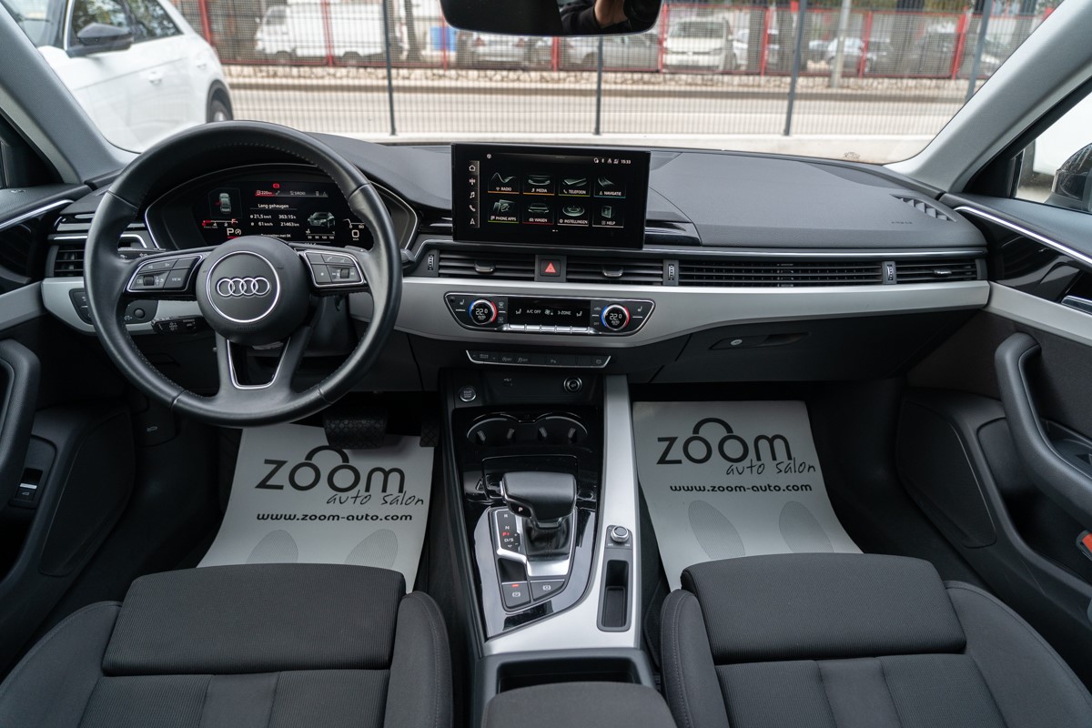Audi A4
 35 TDI