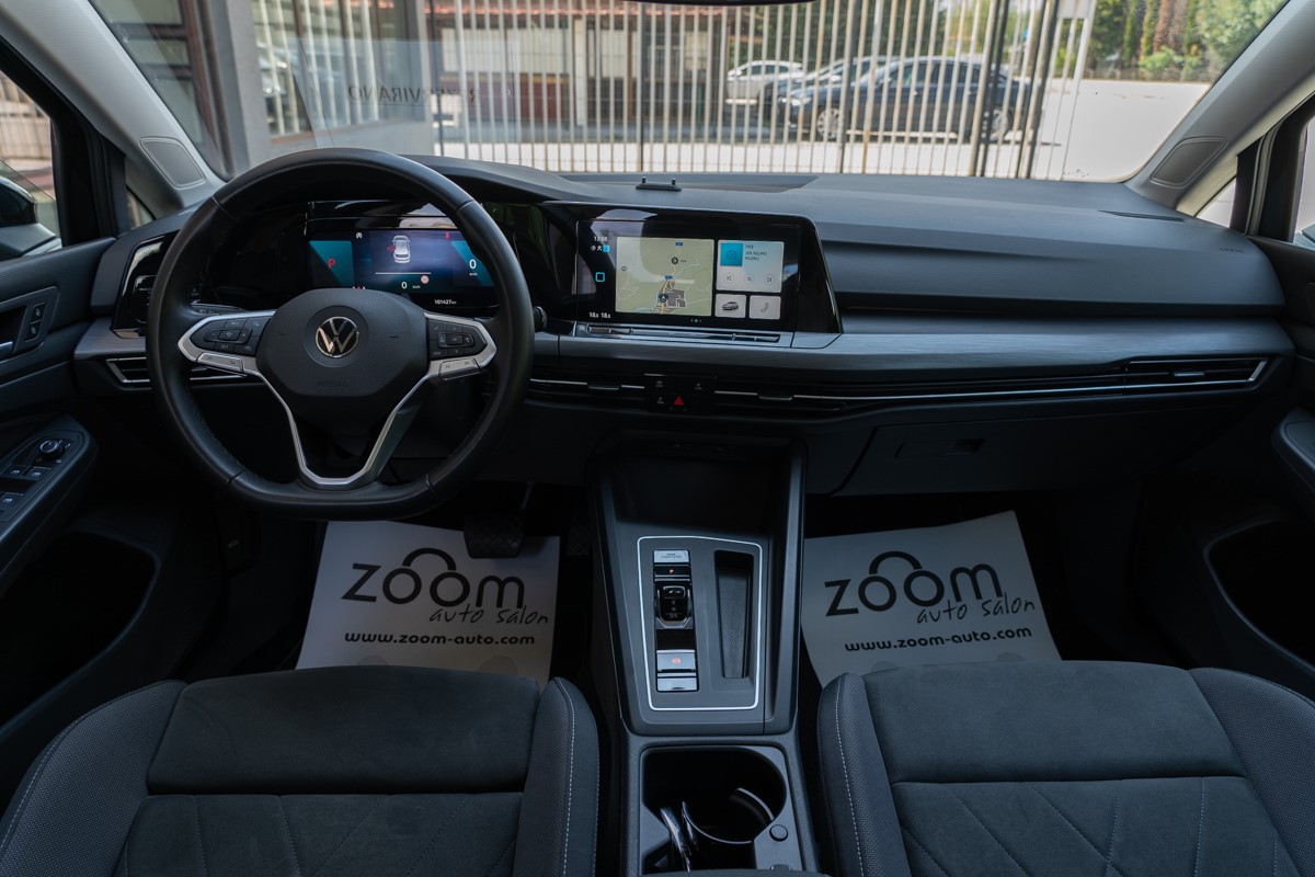 Volkswagen Golf 8 2.0 TDi DSG Style