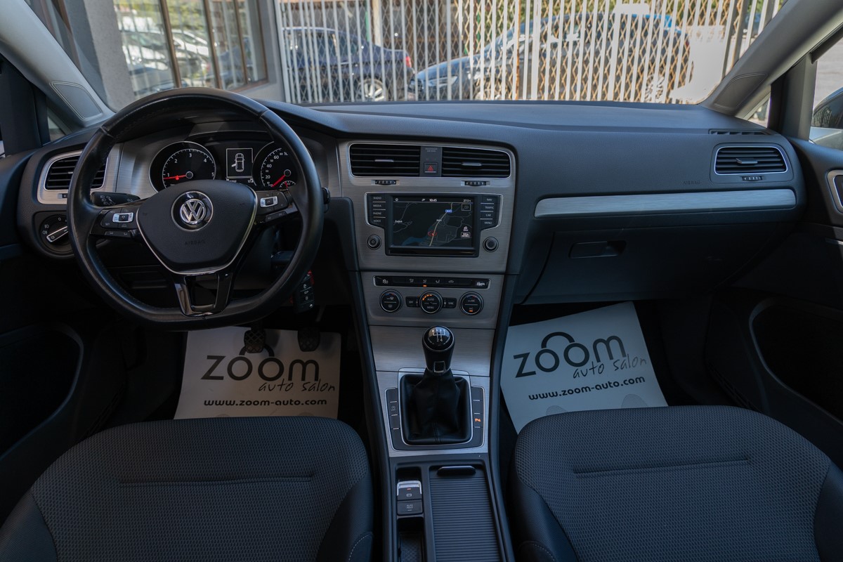 Volkswagen Golf 1,6 TDI 