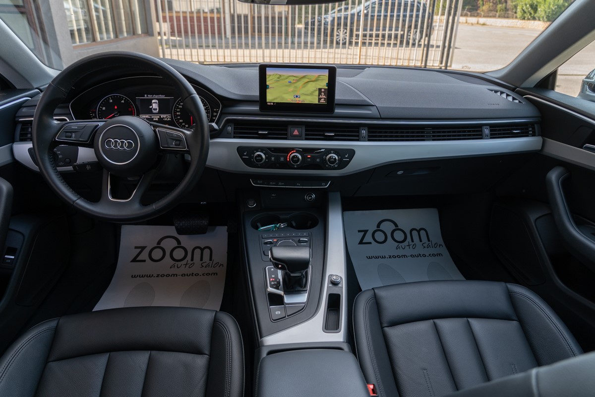 Audi A5
 35 TDi Sportback Business Edition S-tronic