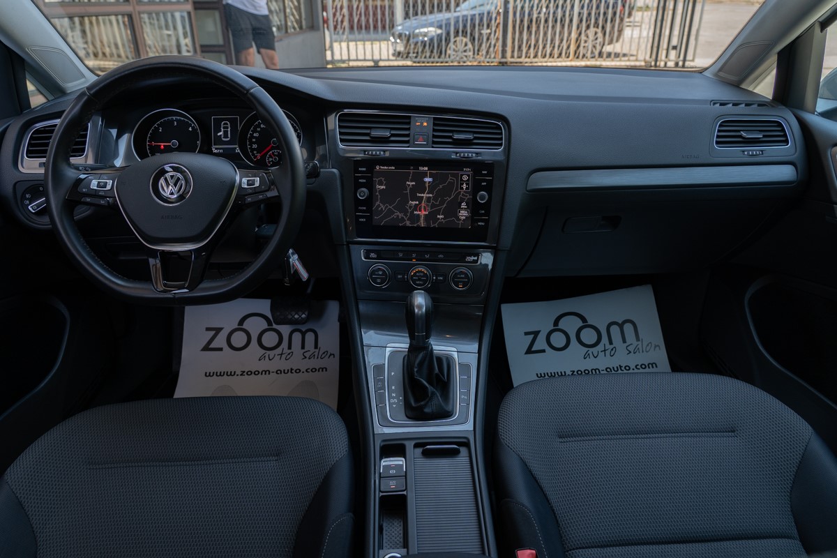Volkswagen Golf 1,6 TDI DSG