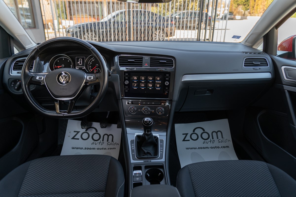 Volkswagen Golf 1,6 TDI