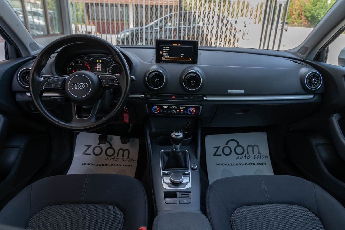 Audi A3
 1.6 TDi Business