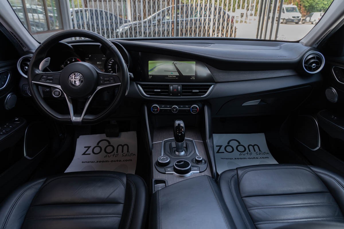 Alfa Romeo Giulia 2.2D