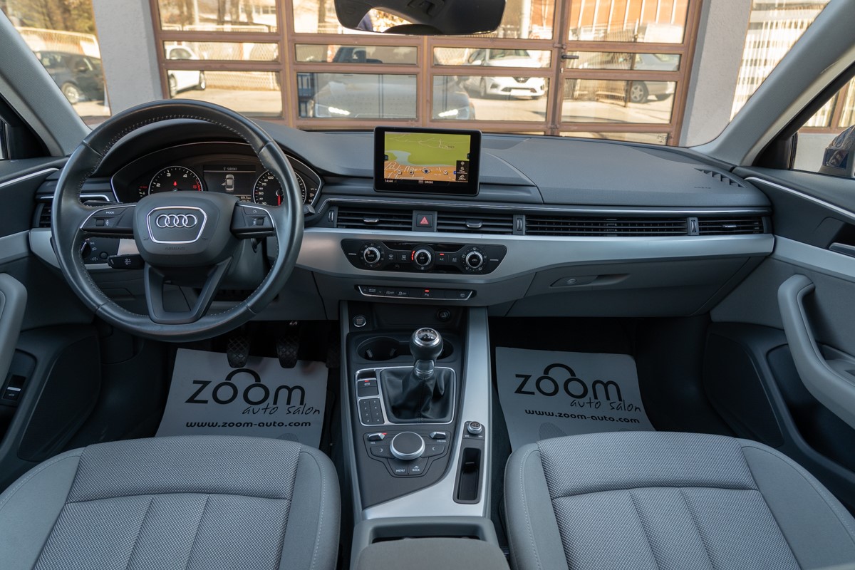 Audi A4
 2,0 TDI