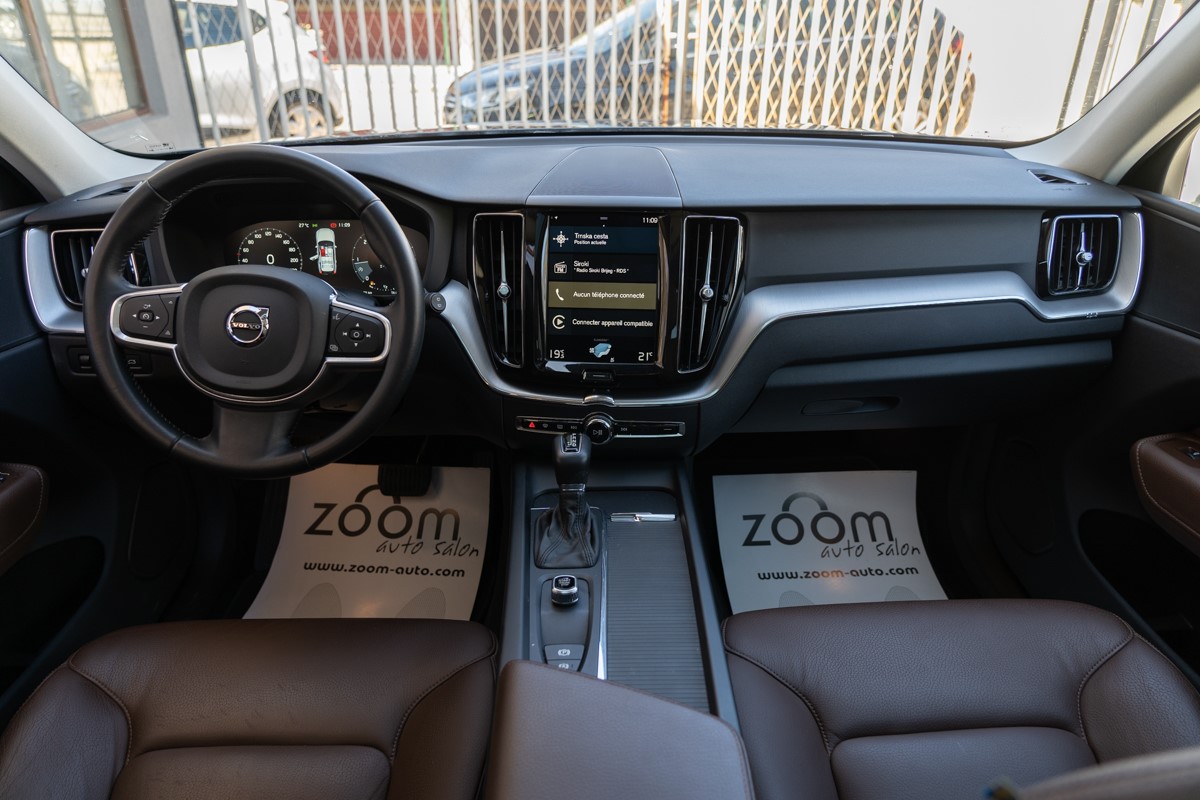 Volvo
 XC60 D4 190 CH